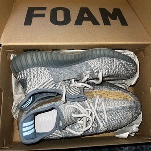 Yeezy boost 350 v2